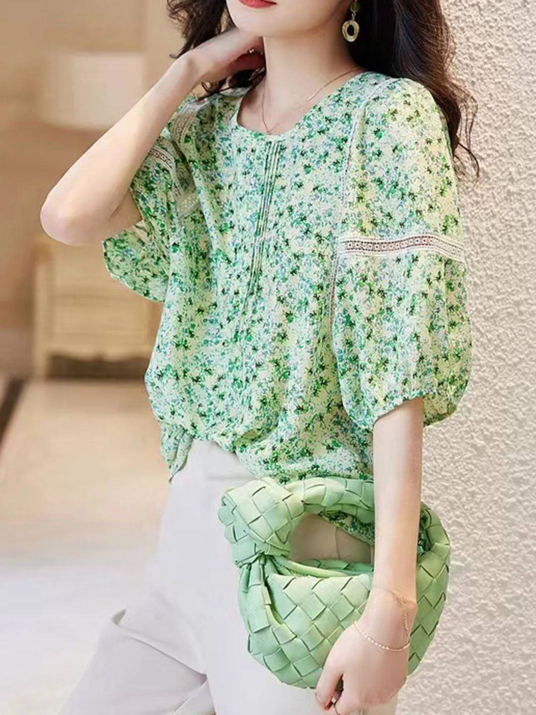 Charlotte Elegant Floral Printed Puff Sleeve Blouse