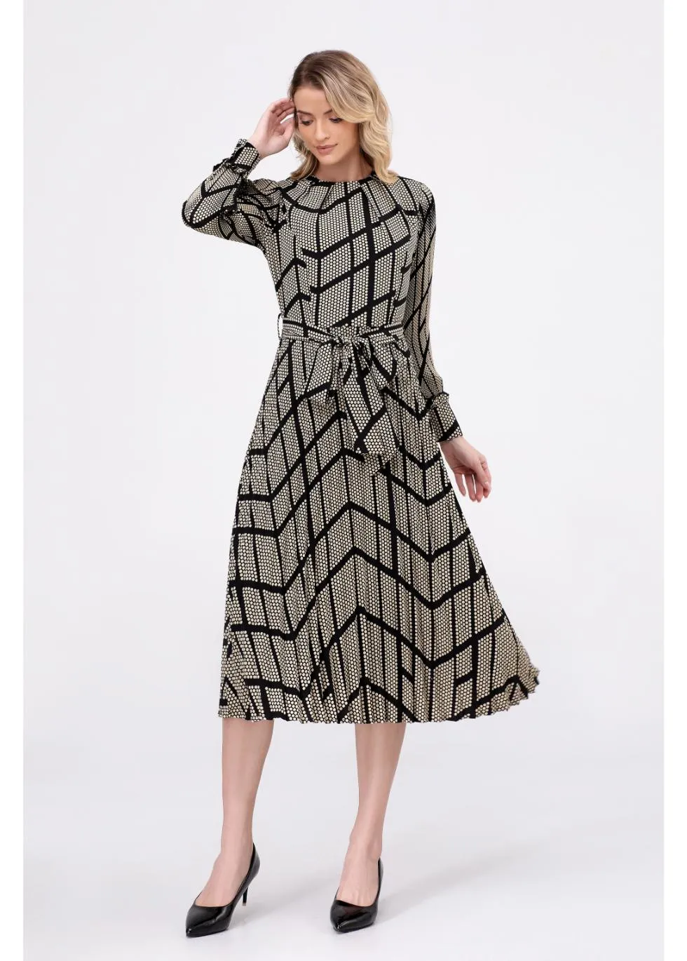 Chevron Elegance Midi Dress