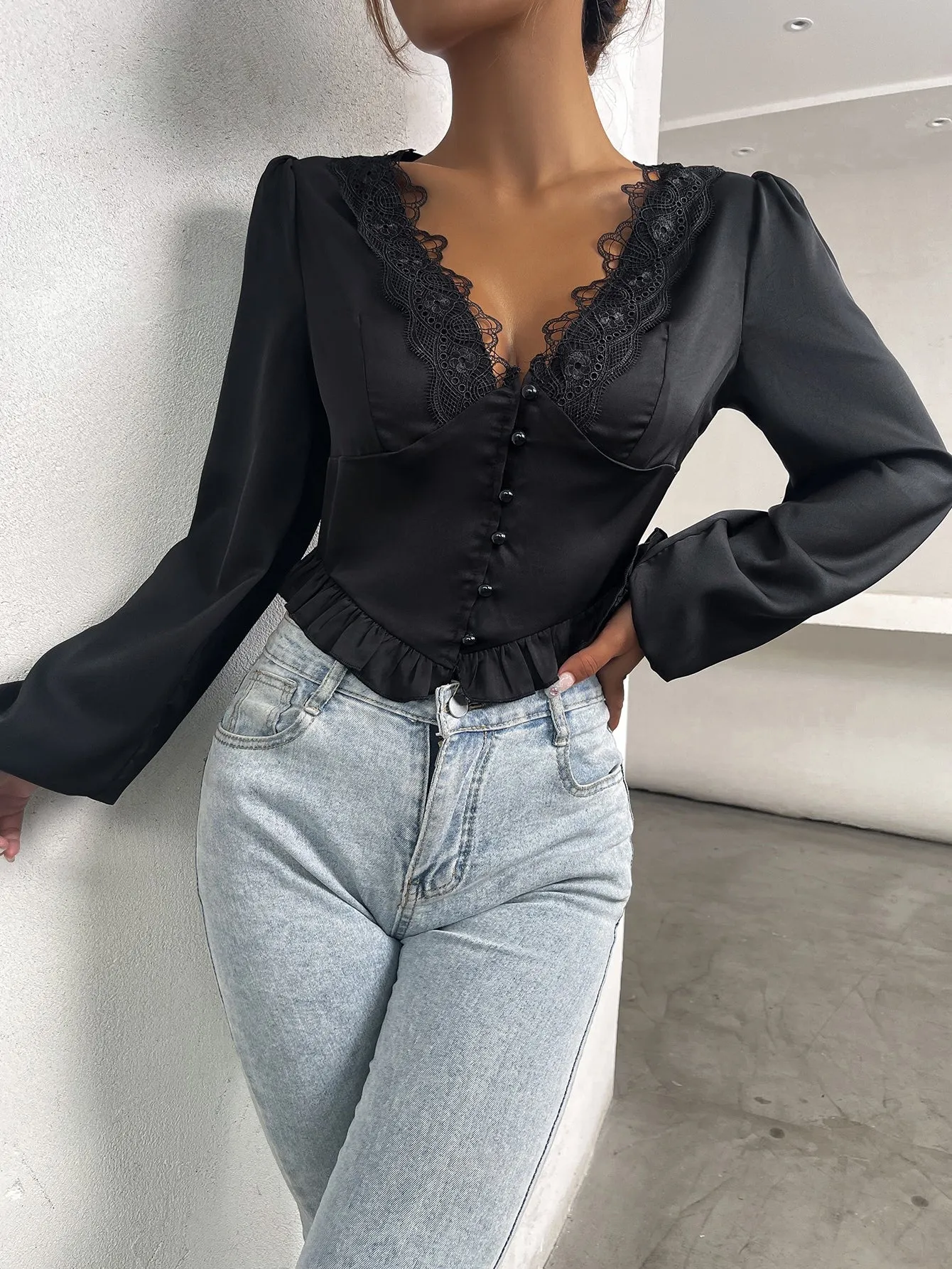 Elegant Plain Ruffle Hem Long Sleeve Deep V Neck Crop Blouse